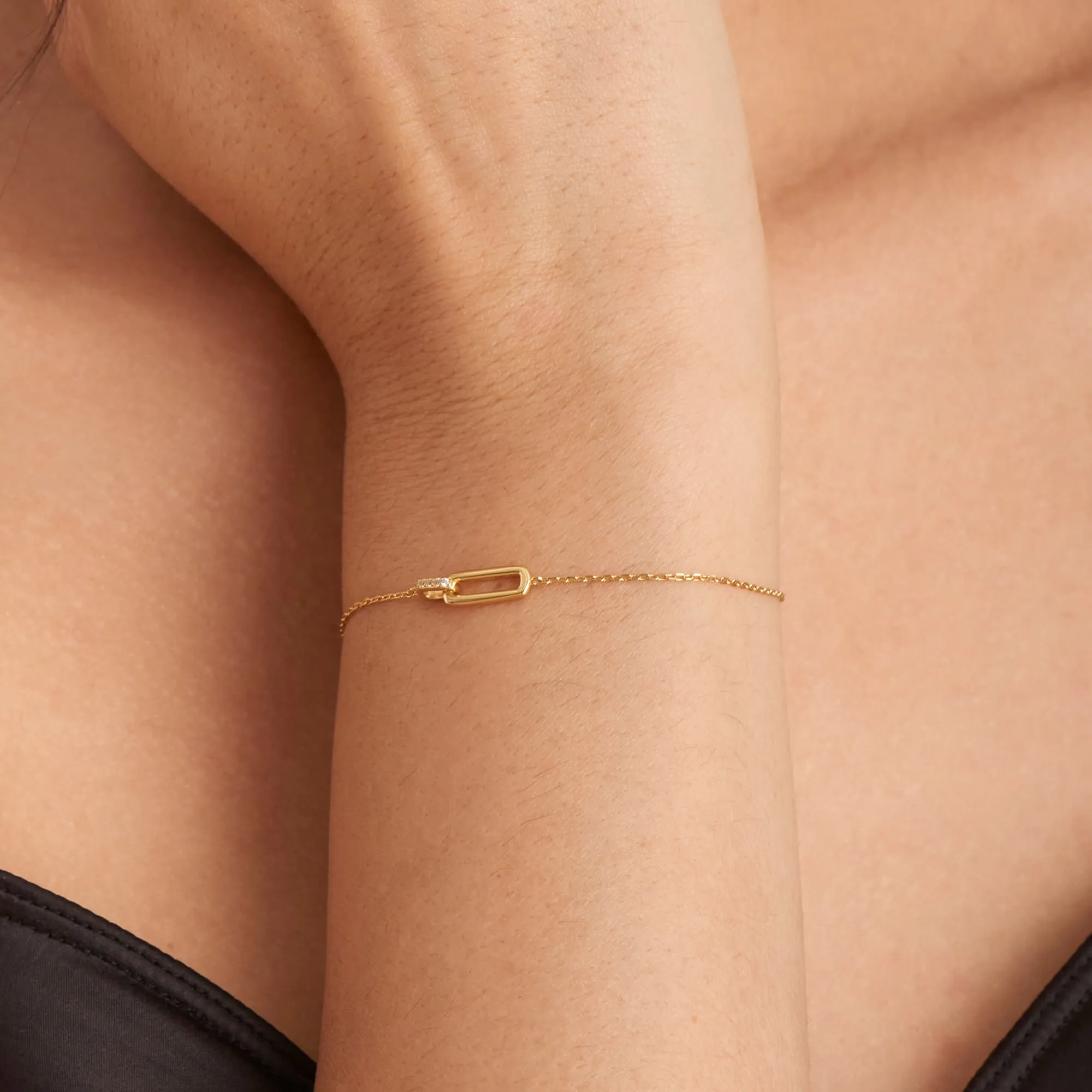 Gold Glam Interlock Bracelet