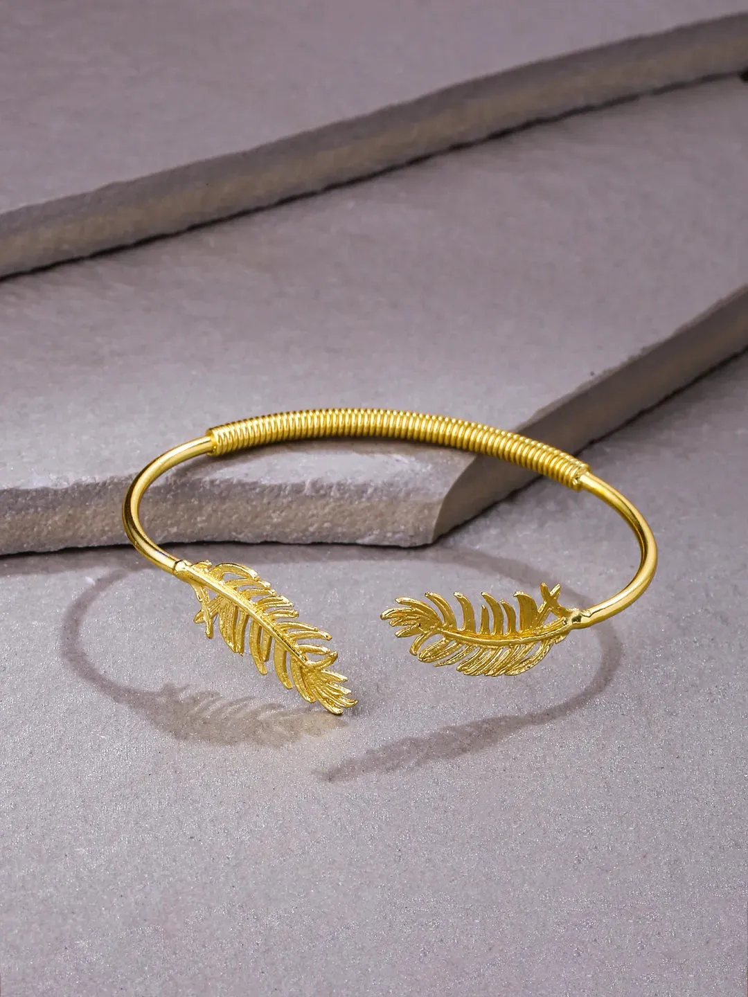 gold plated adjusted kada bracelet