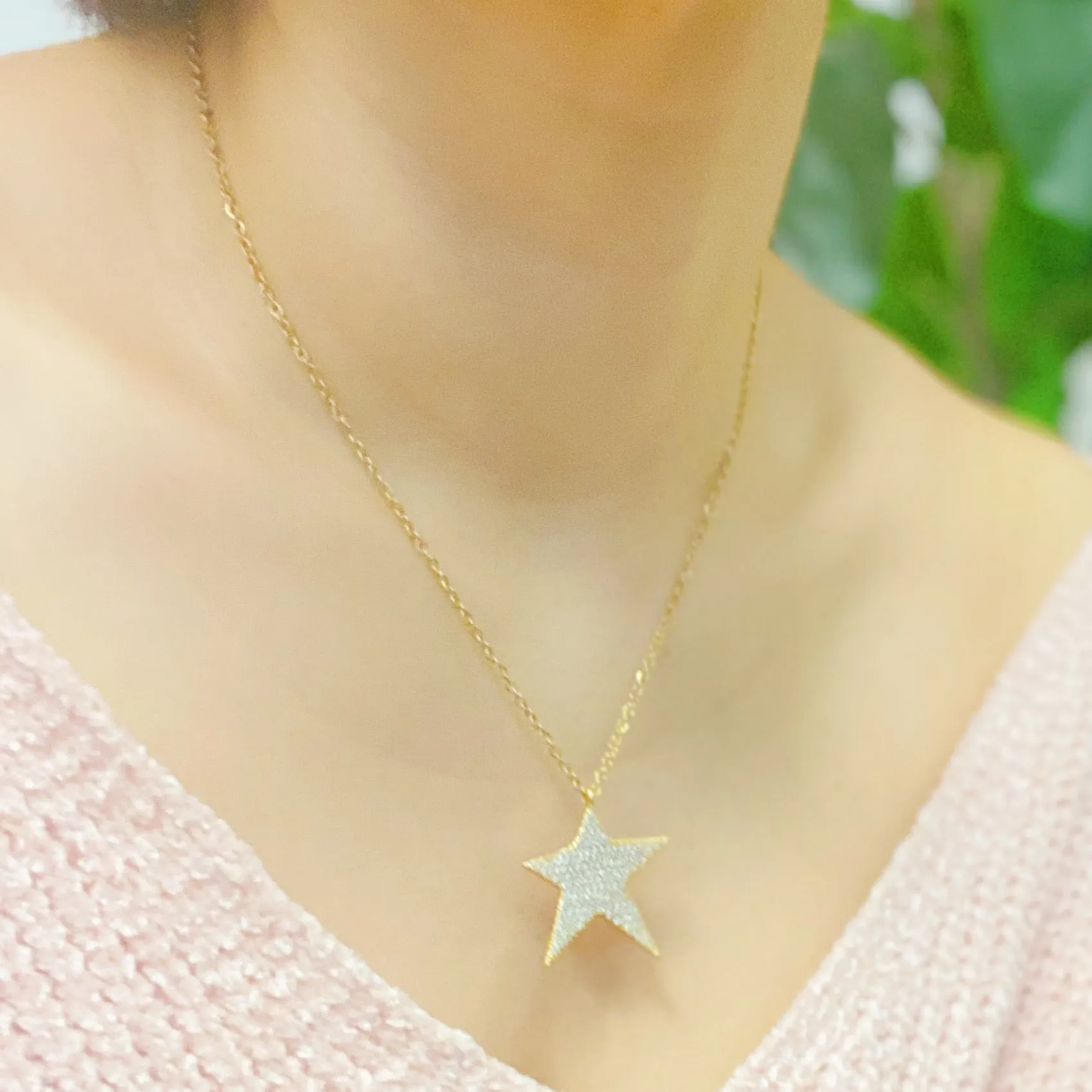 Lara Land Shiny Star Necklace