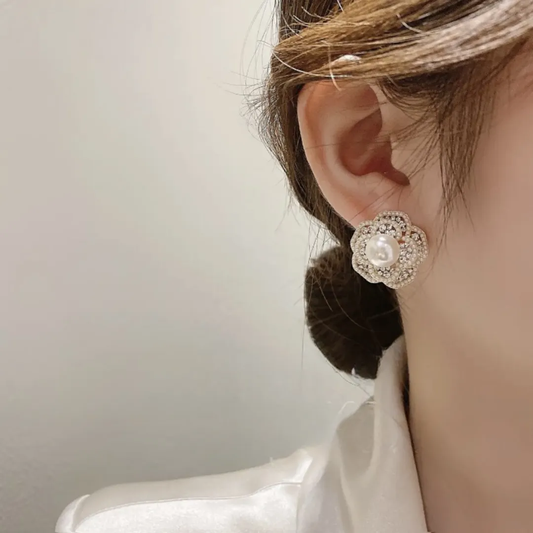 S925 Silver Post Handmade Vintage Flower Pearl Earrings