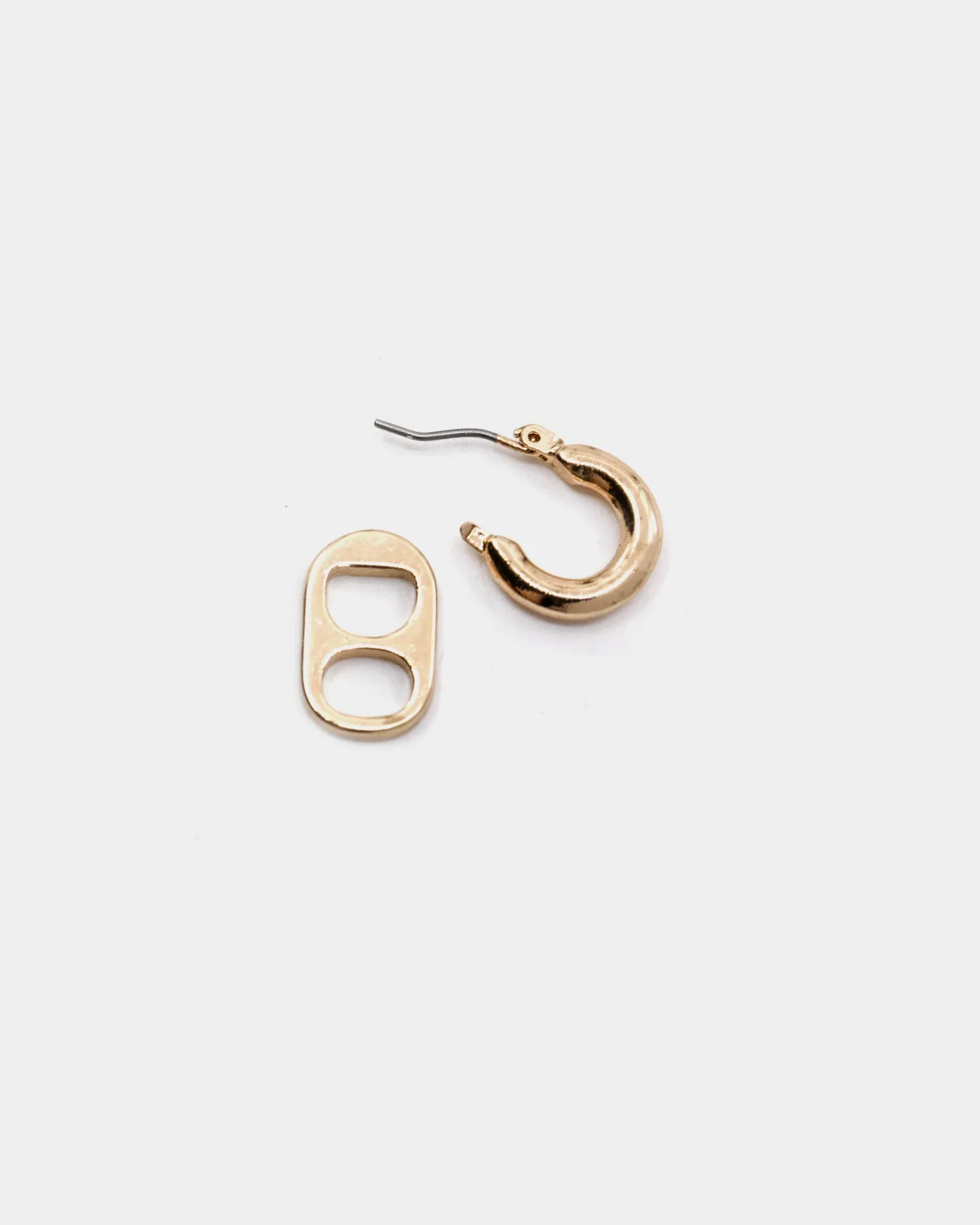 Wild for the Weekend Ring Pull Earrings Gold